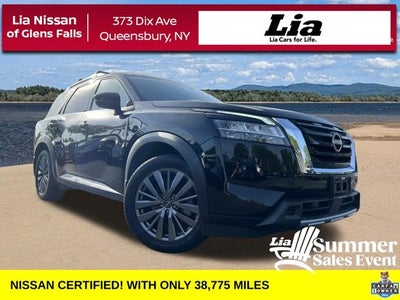2023 Nissan Pathfinder SL