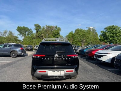 2023 Nissan Pathfinder SL