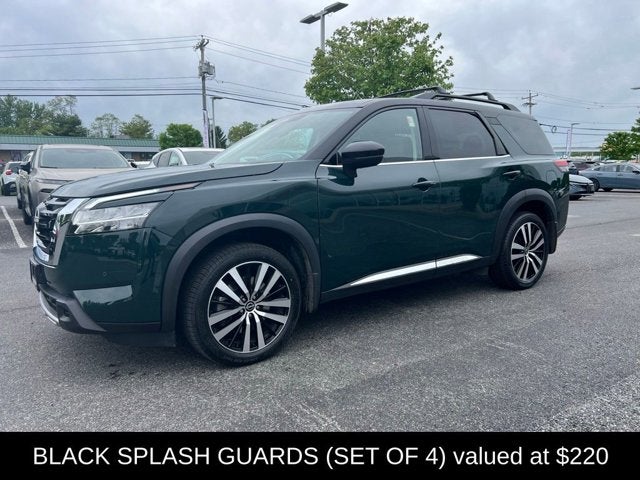 2023 Nissan Pathfinder Platinum