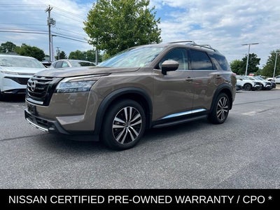 2024 Nissan Pathfinder Platinum