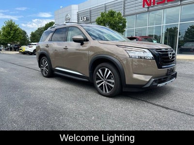 2024 Nissan Pathfinder Platinum