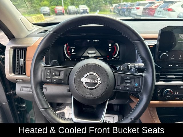 2023 Nissan Pathfinder Platinum