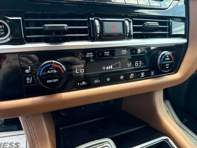 2023 Nissan Pathfinder Platinum