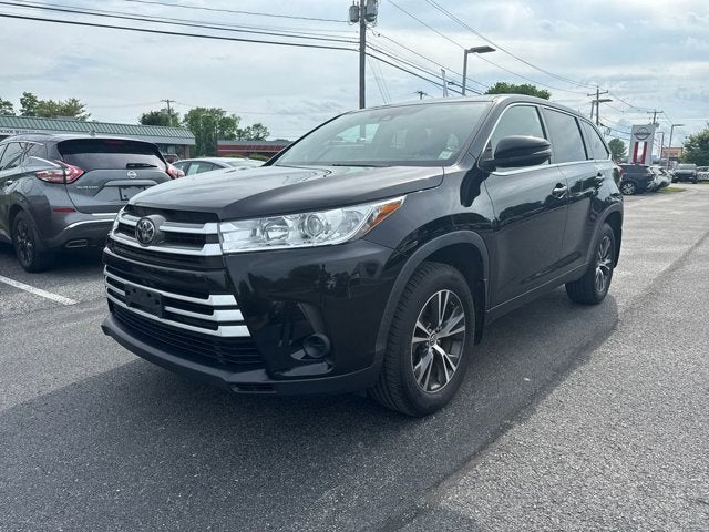 2019 Toyota Highlander LE