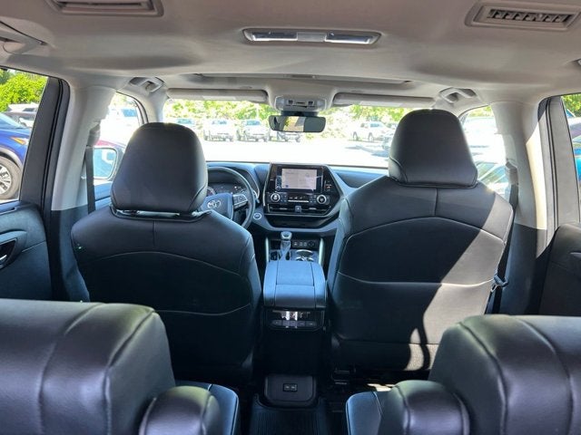 2024 Toyota Highlander Hybrid XLE