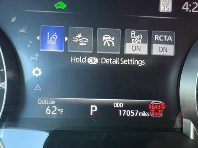 2024 Toyota Highlander Hybrid XLE