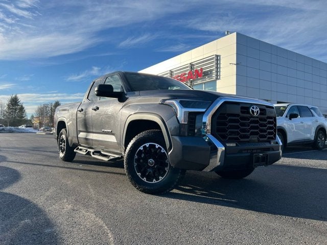 2023 Toyota Tundra 4WD SR5