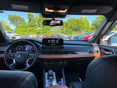 2024 Mitsubishi Outlander SEL