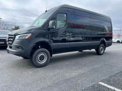 2024 Mercedes-Benz Sprinter 2500 Crew 170 WB
