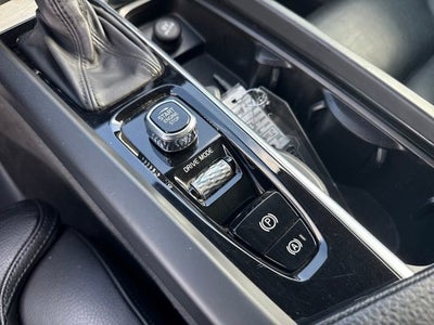 2018 Volvo XC60 Inscription