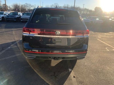 2025 Volkswagen Atlas 2.0T SE w/Technology