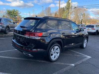2022 Volkswagen Atlas 2.0T SE w/Technology