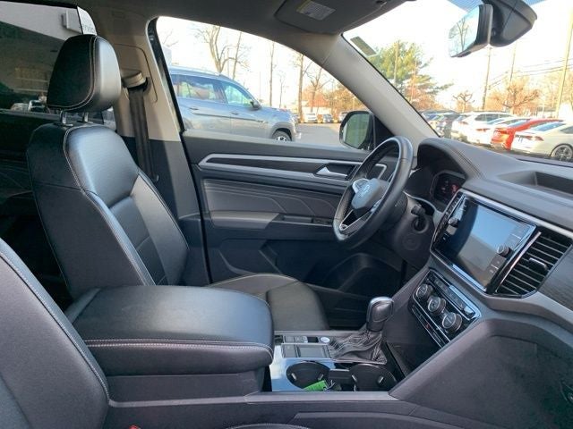 2022 Volkswagen Atlas 2.0T SE w/Technology
