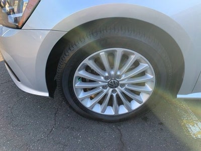 2016 Volkswagen Passat 1.8T SE