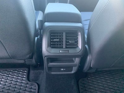 2025 Volkswagen Taos 1.5T SEL