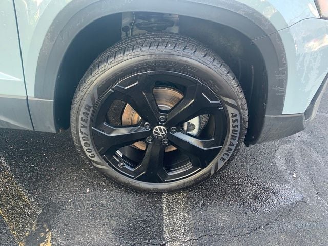 2025 Volkswagen Taos 1.5T SEL