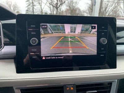 2025 Volkswagen Taos 1.5T SEL