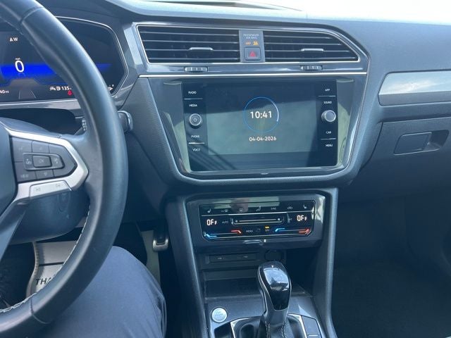 2023 Volkswagen Tiguan 2.0T SE R-Line Black