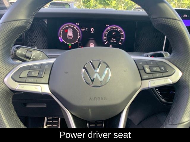 2025 Volkswagen Tiguan 2.0T SE R-Line Black