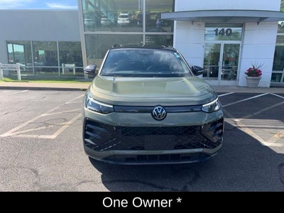 2025 Volkswagen Tiguan 2.0T SE R-Line Black
