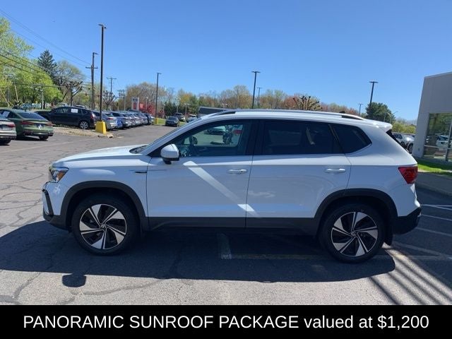 2024 Volkswagen Taos 1.5T SE