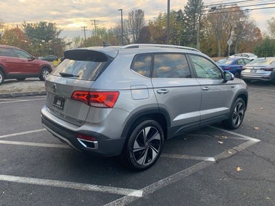 2024 Volkswagen Taos 1.5T SE
