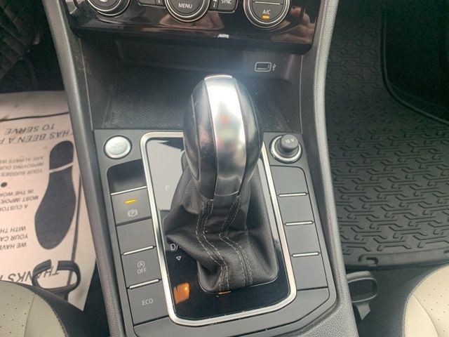 2019 Volkswagen Jetta R-Line