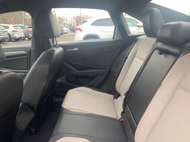 2019 Volkswagen Jetta R-Line