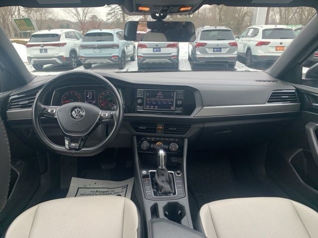 2019 Volkswagen Jetta R-Line