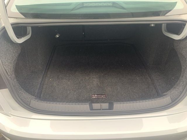 2019 Volkswagen Jetta R-Line