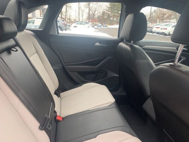 2019 Volkswagen Jetta R-Line