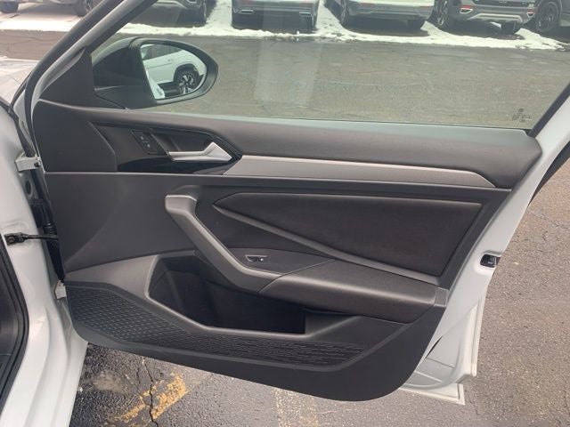 2019 Volkswagen Jetta R-Line