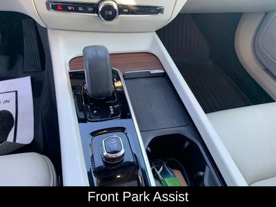 2022 Volvo S60 B5 Momentum