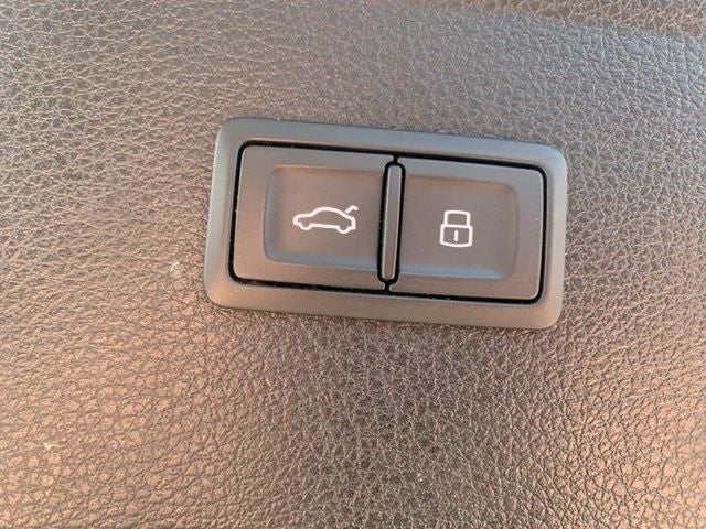 2023 Audi Q5 40 Premium quattro