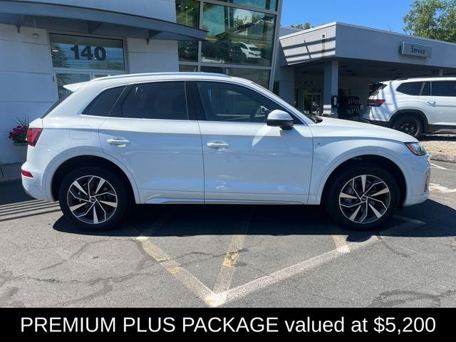 2023 Audi Q5 45 S line Premium quattro