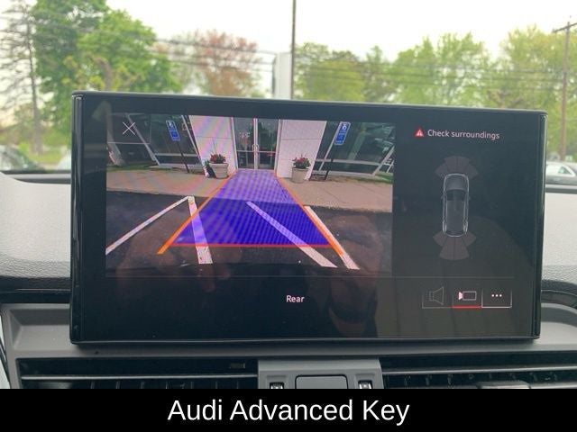 2023 Audi Q5 45 S line Premium quattro