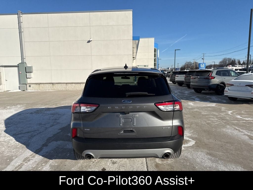 2022 Ford Escape SE