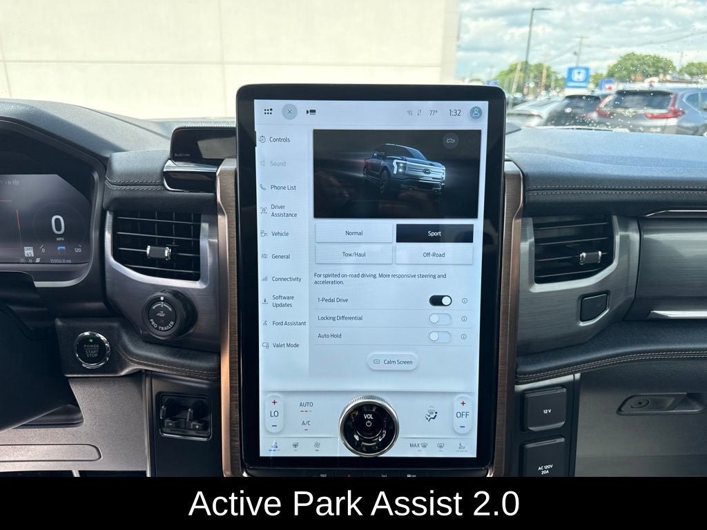 2022 Ford F-150 Lightning Lariat