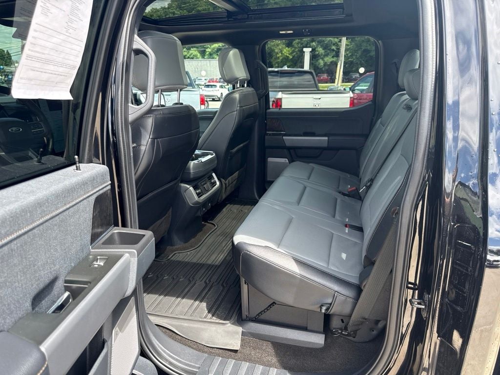 2022 Ford F-150 Lightning Lariat