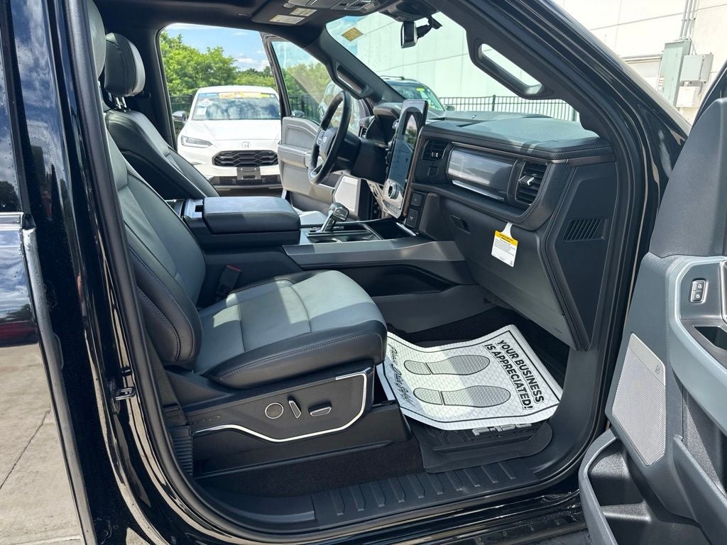 2022 Ford F-150 Lightning Lariat