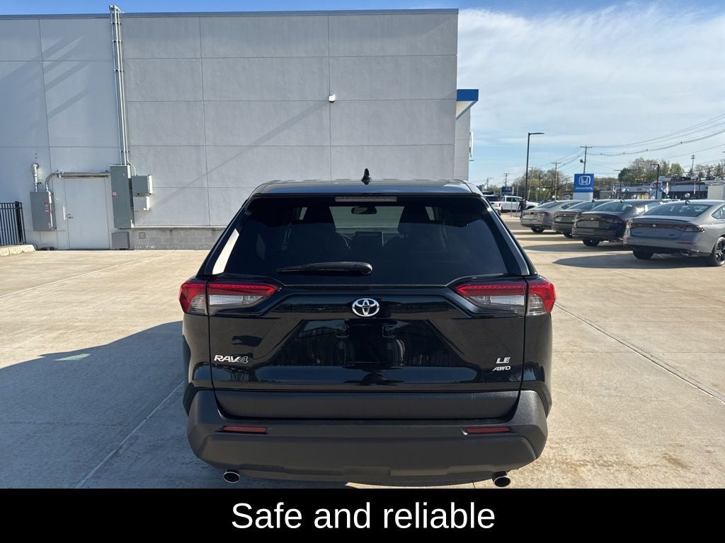2023 Toyota RAV4 LE