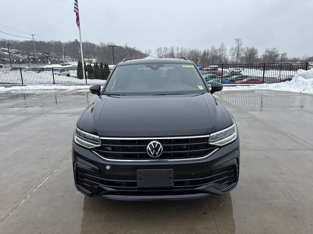 2023 Volkswagen Tiguan 2.0T SE R-Line Black