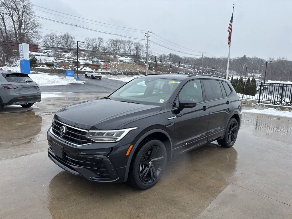2023 Volkswagen Tiguan 2.0T SE R-Line Black
