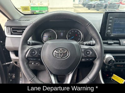 2022 Toyota RAV4 Hybrid XLE