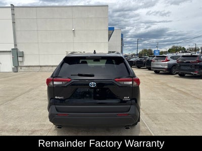 2022 Toyota RAV4 Hybrid XLE