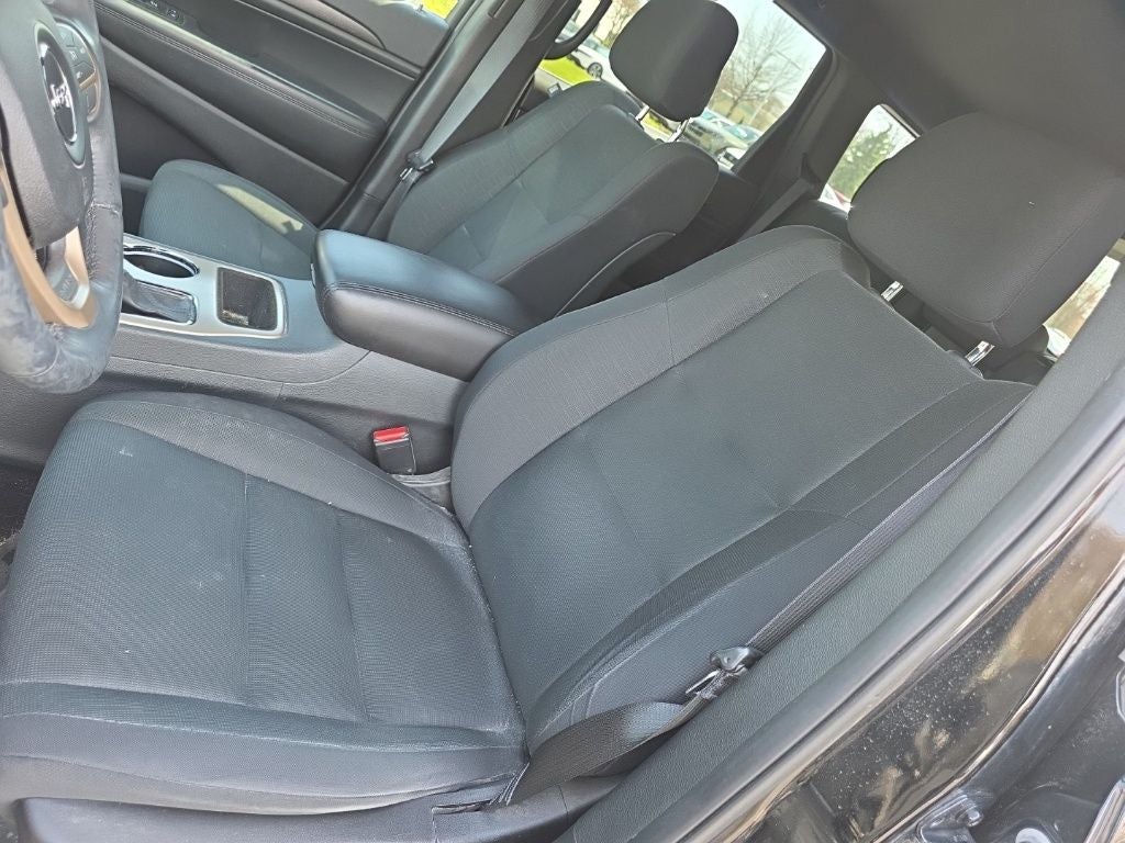 2017 Jeep Grand Cherokee Laredo