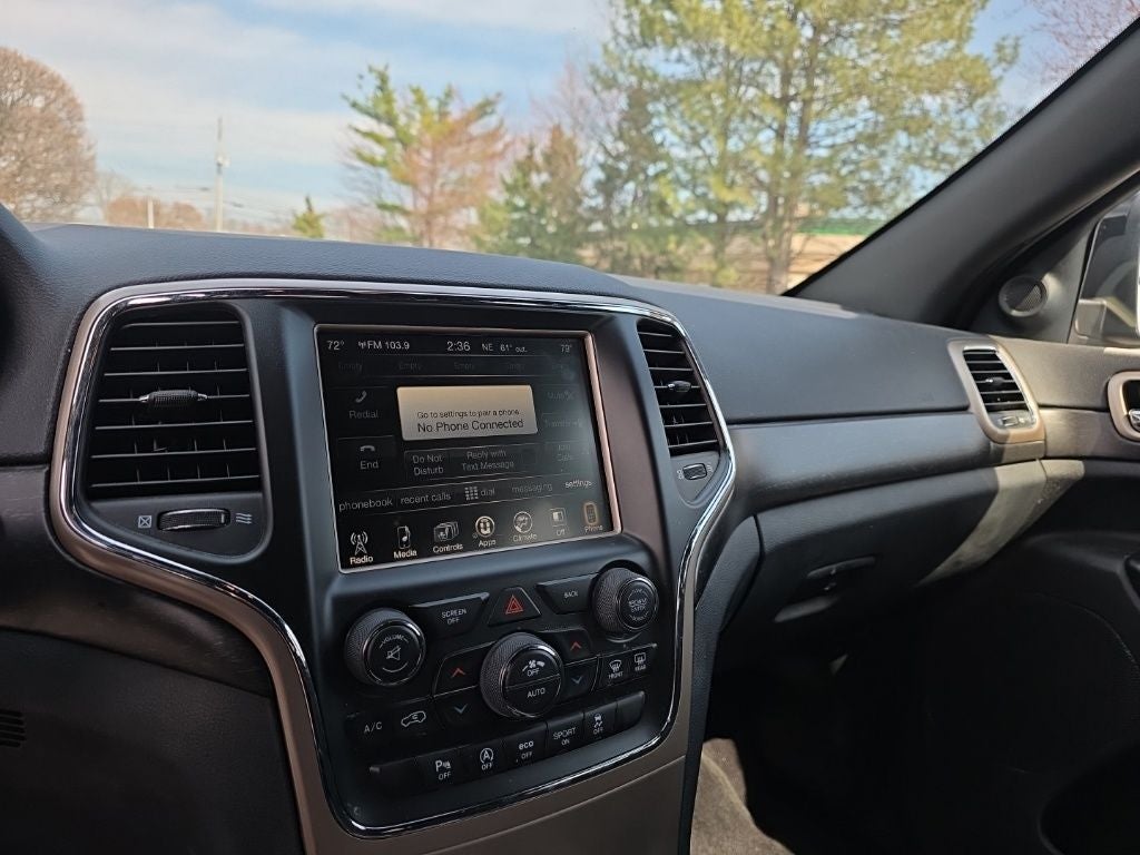 2017 Jeep Grand Cherokee Laredo