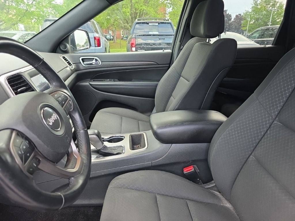 2018 Jeep Grand Cherokee Laredo E
