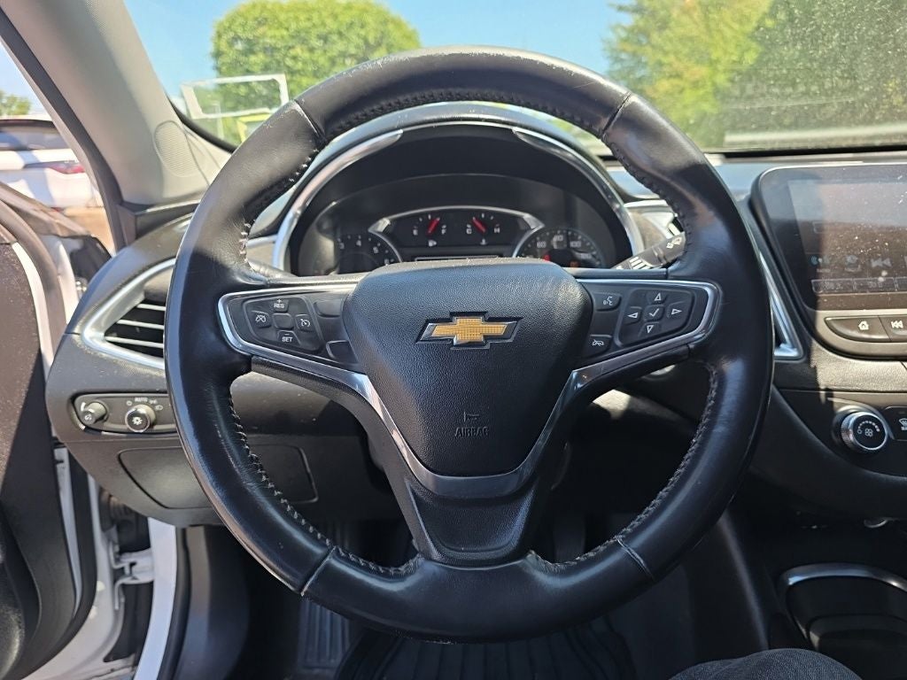 2017 Chevrolet Malibu LT 1LT