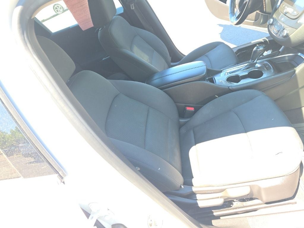 2017 Chevrolet Malibu LT 1LT